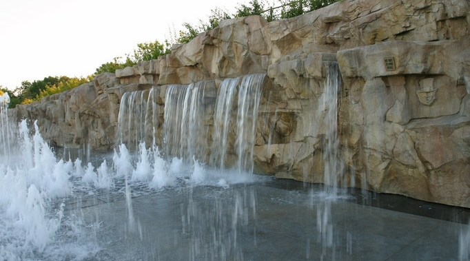 噴泉中水景噴泉設計的特點