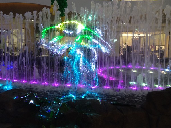 杭州西田城 - 杭城首個室內音樂噴泉