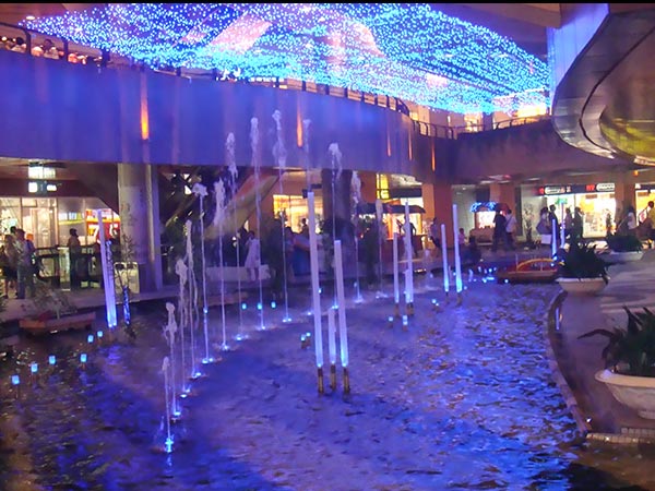 南京水游城室內噴泉水景工程